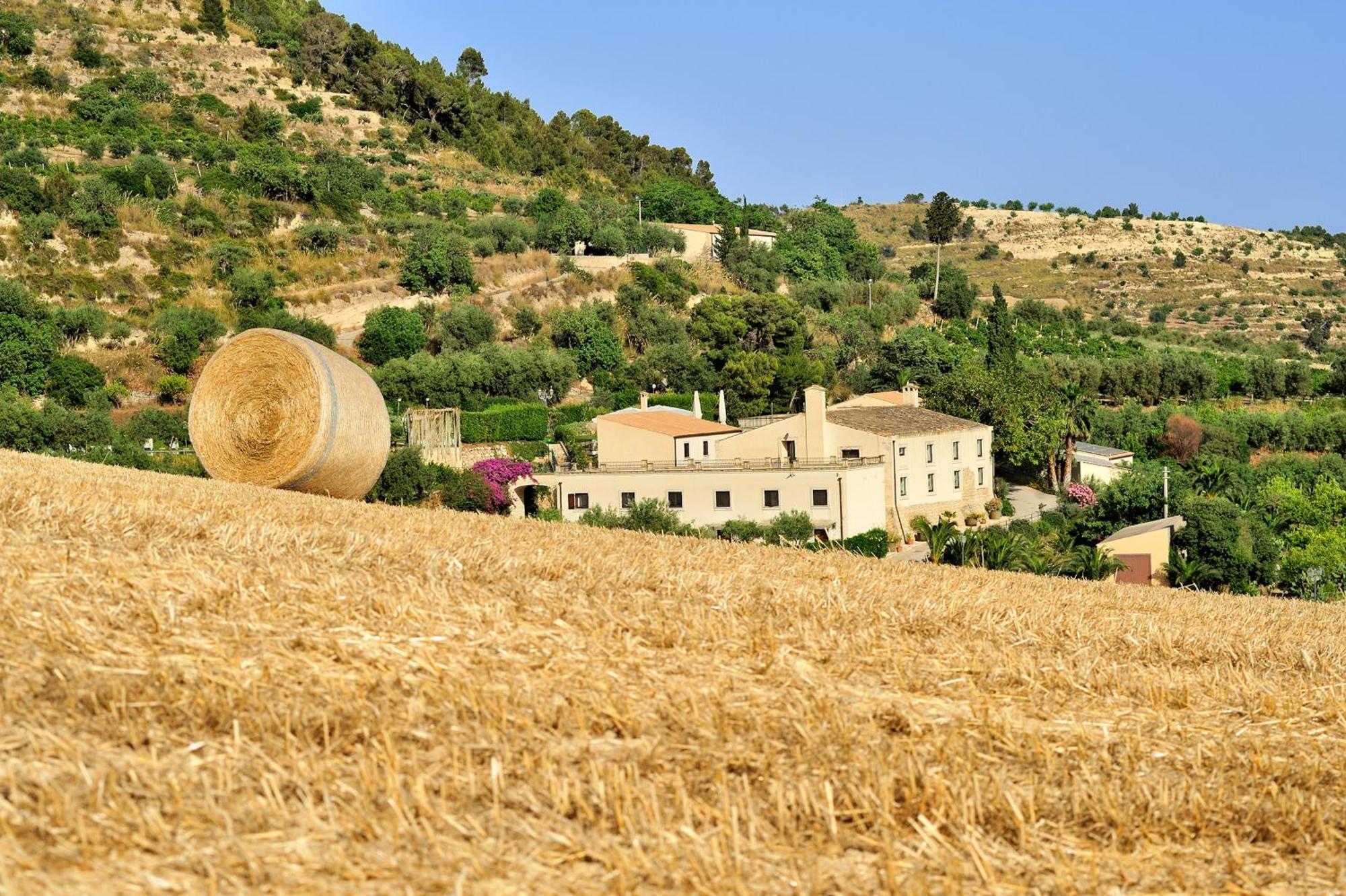 Kallikoros Country Resort & Spa Noto Exteriör bild