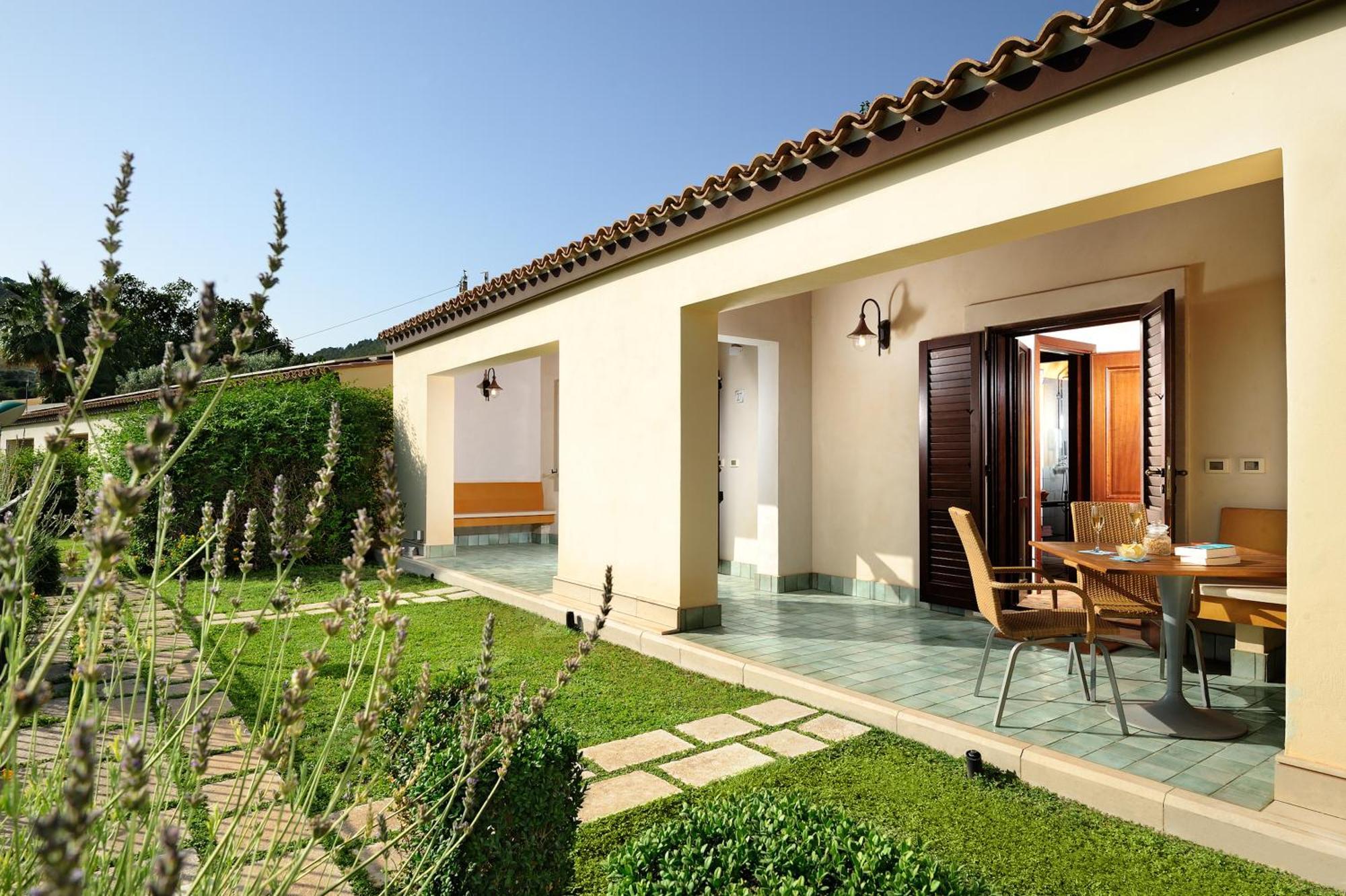 Kallikoros Country Resort & Spa Noto Exteriör bild
